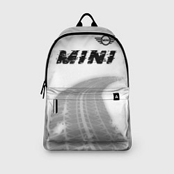Рюкзак Mini speed на светлом фоне со следами шин: символ, цвет: 3D-принт — фото 2