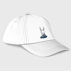 Бейсболка Зайчонок обнял клубки The bunny hugged the balls, цвет: белый