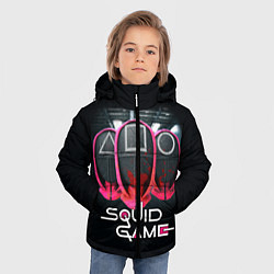 Куртка зимняя для мальчика ИГРА В КАЛЬМАРА МАСКИ В КРОВИ, цвет: 3D-черный — фото 2