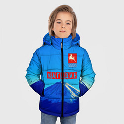 Куртка зимняя для мальчика Магадан герб, цвет: 3D-черный — фото 2