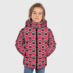 Куртка зимняя для мальчика Следы от Лап с Сердечками, цвет: 3D-красный — фото 2