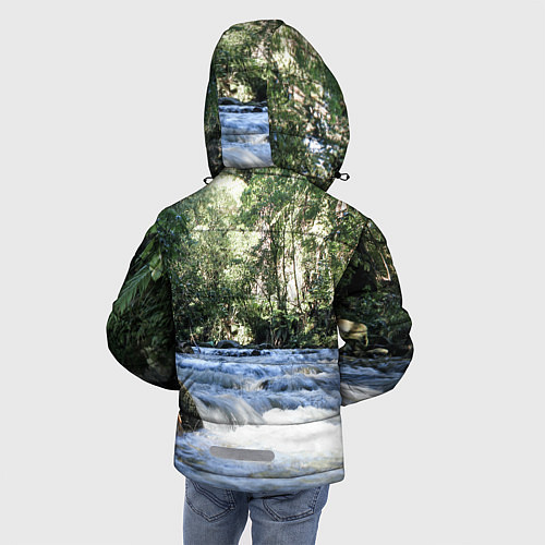 Зимняя куртка для мальчика Течёт река в лесу / 3D-Светло-серый – фото 4
