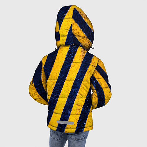 Зимняя куртка для мальчика Предупреждающие полосы на асфальте / 3D-Светло-серый – фото 4
