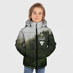Куртка зимняя для мальчика Я из Сибири на фоне леса, цвет: 3D-черный — фото 2