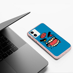Чехол iPhone 11 матовый Angry Zombie, цвет: 3D-светло-розовый — фото 2
