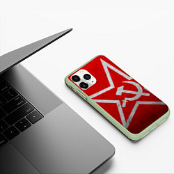Чехол iPhone 11 Pro матовый Флаг СССР: Серп и Молот, цвет: 3D-салатовый — фото 2
