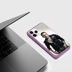 Чехол iPhone 11 Pro матовый Честер Беннингтон, цвет: 3D-фиолетовый — фото 2
