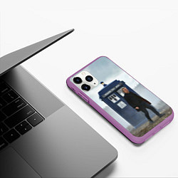 Чехол iPhone 11 Pro матовый Доктор кто, цвет: 3D-фиолетовый — фото 2