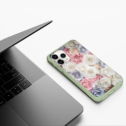 Чехол iPhone 11 Pro матовый Букет из роз, цвет: 3D-салатовый — фото 2