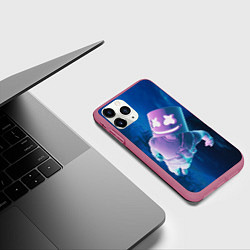 Чехол iPhone 11 Pro матовый Marshmello Effect, цвет: 3D-малиновый — фото 2