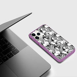 Чехол iPhone 11 Pro матовый Белые лошади - паттерн, цвет: 3D-фиолетовый — фото 2
