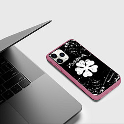 Чехол iPhone 11 Pro матовый ЧЁРНЫЙ КЛЕВЕР, цвет: 3D-малиновый — фото 2