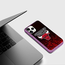 Чехол iPhone 11 Pro матовый CHICAGO BULLS, цвет: 3D-фиолетовый — фото 2