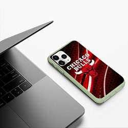 Чехол iPhone 11 Pro матовый CHICAGO BULLS, цвет: 3D-салатовый — фото 2