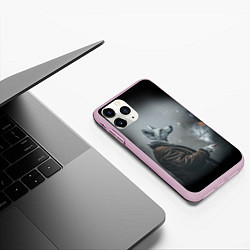 Чехол iPhone 11 Pro матовый Одинокий волк, цвет: 3D-розовый — фото 2