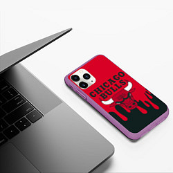 Чехол iPhone 11 Pro матовый Chicago Bulls, цвет: 3D-фиолетовый — фото 2