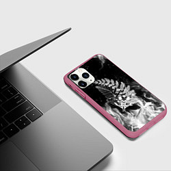 Чехол iPhone 11 Pro матовый THE LAST OF US 2 ТАТУ ЭЛЛИ, цвет: 3D-малиновый — фото 2