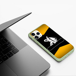 Чехол iPhone 11 Pro матовый Сноубордист, цвет: 3D-салатовый — фото 2
