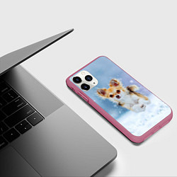 Чехол iPhone 11 Pro матовый Чихуахуа в снегу, цвет: 3D-малиновый — фото 2