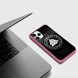 Чехол iPhone 11 Pro матовый Валькнут, цвет: 3D-малиновый — фото 2