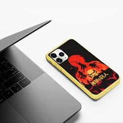 Чехол iPhone 11 Pro матовый Attack on titan Атака титан, цвет: 3D-желтый — фото 2