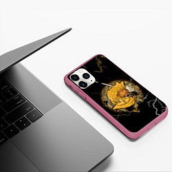 Чехол iPhone 11 Pro матовый ЗЕНИЦУ ZENITSU КЛИНОК РАССЕКАЮЩИЙ ДЕМОНОВ, цвет: 3D-малиновый — фото 2