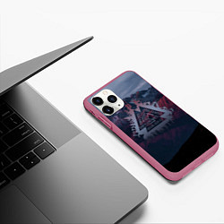Чехол iPhone 11 Pro матовый Валькнут, цвет: 3D-малиновый — фото 2