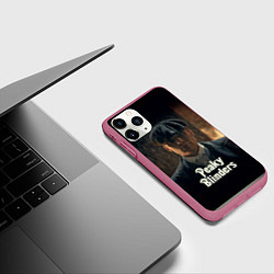 Чехол iPhone 11 Pro матовый Острые Козырьки Томас Шелби, цвет: 3D-малиновый — фото 2