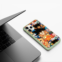 Чехол iPhone 11 Pro матовый Dragon Ball главные герои, цвет: 3D-салатовый — фото 2