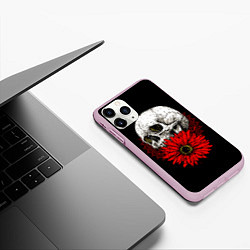 Чехол iPhone 11 Pro матовый Череп и Красный Цветок Skull, цвет: 3D-розовый — фото 2