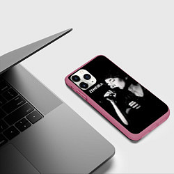 Чехол iPhone 11 Pro матовый Zемфира концерт, цвет: 3D-малиновый — фото 2