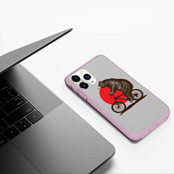 Чехол iPhone 11 Pro матовый Медведь на велосиеде, цвет: 3D-розовый — фото 2