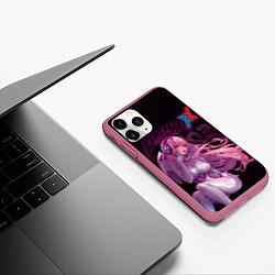 Чехол iPhone 11 Pro матовый Zero Two в наушниках, цвет: 3D-малиновый — фото 2