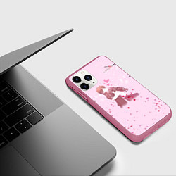 Чехол iPhone 11 Pro матовый Аниме Объятия Любовь Пара, цвет: 3D-малиновый — фото 2