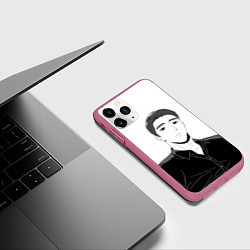 Чехол iPhone 11 Pro матовый Ки Мён Де, цвет: 3D-малиновый — фото 2