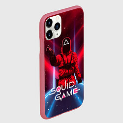 Чехол iPhone 11 Pro матовый Игра в кальмара - выстрел, цвет: 3D-малиновый — фото 2