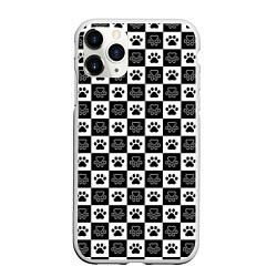Чехол iPhone 11 Pro матовый Следы на Шахматном Фоне, цвет: 3D-белый