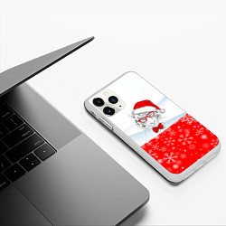 Чехол iPhone 11 Pro матовый Новогодний тигр в сугробе снега, цвет: 3D-белый — фото 2