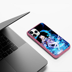 Чехол iPhone 11 Pro матовый КОКОМИ ГЕНШИН ИМПАКТ KOKOMI, цвет: 3D-малиновый — фото 2