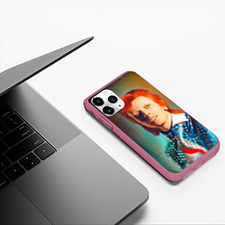 Чехол iPhone 11 Pro матовый Ziggy Stardust Portrait, цвет: 3D-малиновый — фото 2