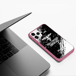 Чехол iPhone 11 Pro матовый Hollywood undead, цвет: 3D-малиновый — фото 2