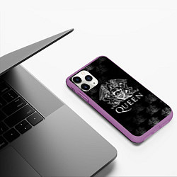 Чехол iPhone 11 Pro матовый Queen pattern, цвет: 3D-фиолетовый — фото 2