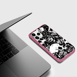Чехол iPhone 11 Pro матовый Черепа и розы на черном фоне, цвет: 3D-малиновый — фото 2