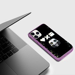 Чехол iPhone 11 Pro матовый Love, Death and Robots Pattern, цвет: 3D-фиолетовый — фото 2