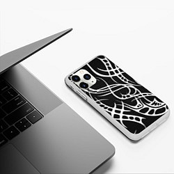 Чехол iPhone 11 Pro матовый Карбон с узорами, цвет: 3D-белый — фото 2