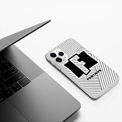 Чехол iPhone 11 Pro матовый Символ Fortnite на светлом фоне с полосами, цвет: 3D-белый — фото 2