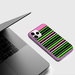 Чехол iPhone 11 Pro матовый Полосаты узор в зелено-розовых оттенках на черном, цвет: 3D-фиолетовый — фото 2