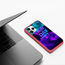 Чехол iPhone 11 Pro матовый The last of us - абстракция неон, цвет: 3D-красный — фото 2