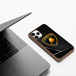 Чехол iPhone 11 Pro матовый Lamborghini Соты карбон, цвет: 3D-коричневый — фото 2