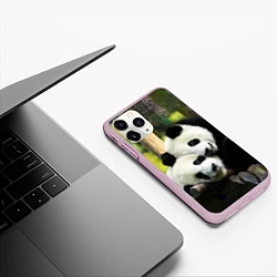 Чехол iPhone 11 Pro матовый Влюблённые панды, цвет: 3D-розовый — фото 2